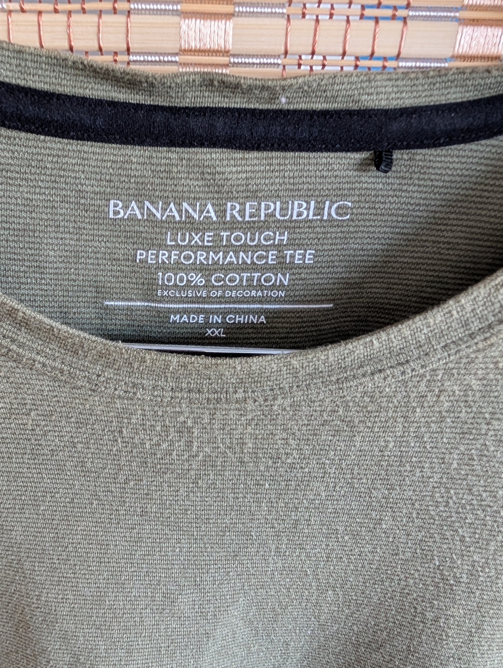 Banana Republic Olive Green Knit Chino Tee - Picture 5 of 10